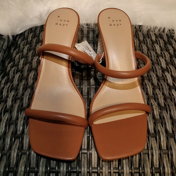 A New Day Snakeskin Cass Thin Strap Heel Brown Size 8 - Picture 2 of 4